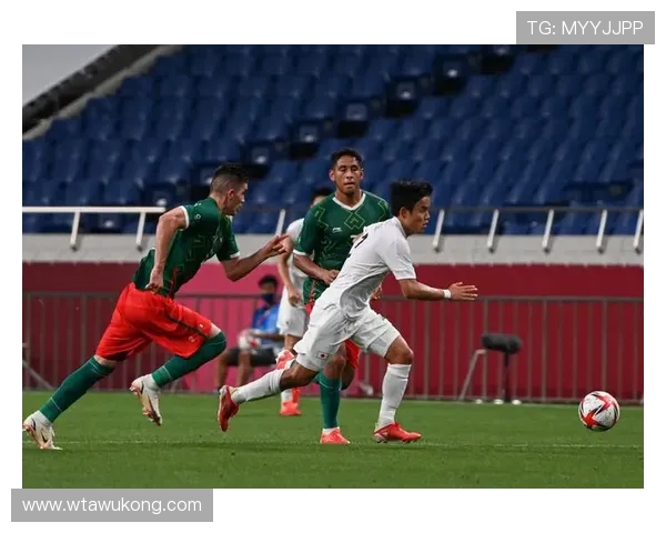 久保建英高位压迫体系中的回防与拼抢贡献分析