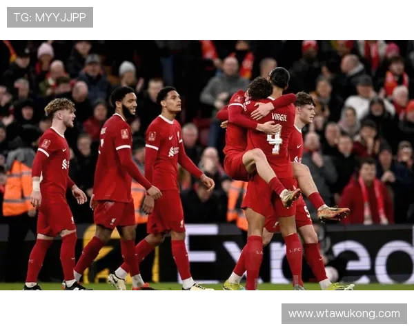 曼城多线作战下阵容轮换加剧，稳定性面临考验