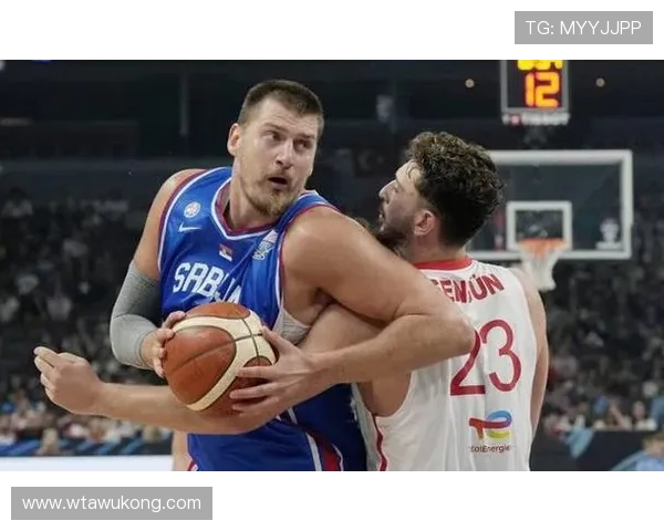 约基奇连续30+得分拉开与字母哥的内线数据差距